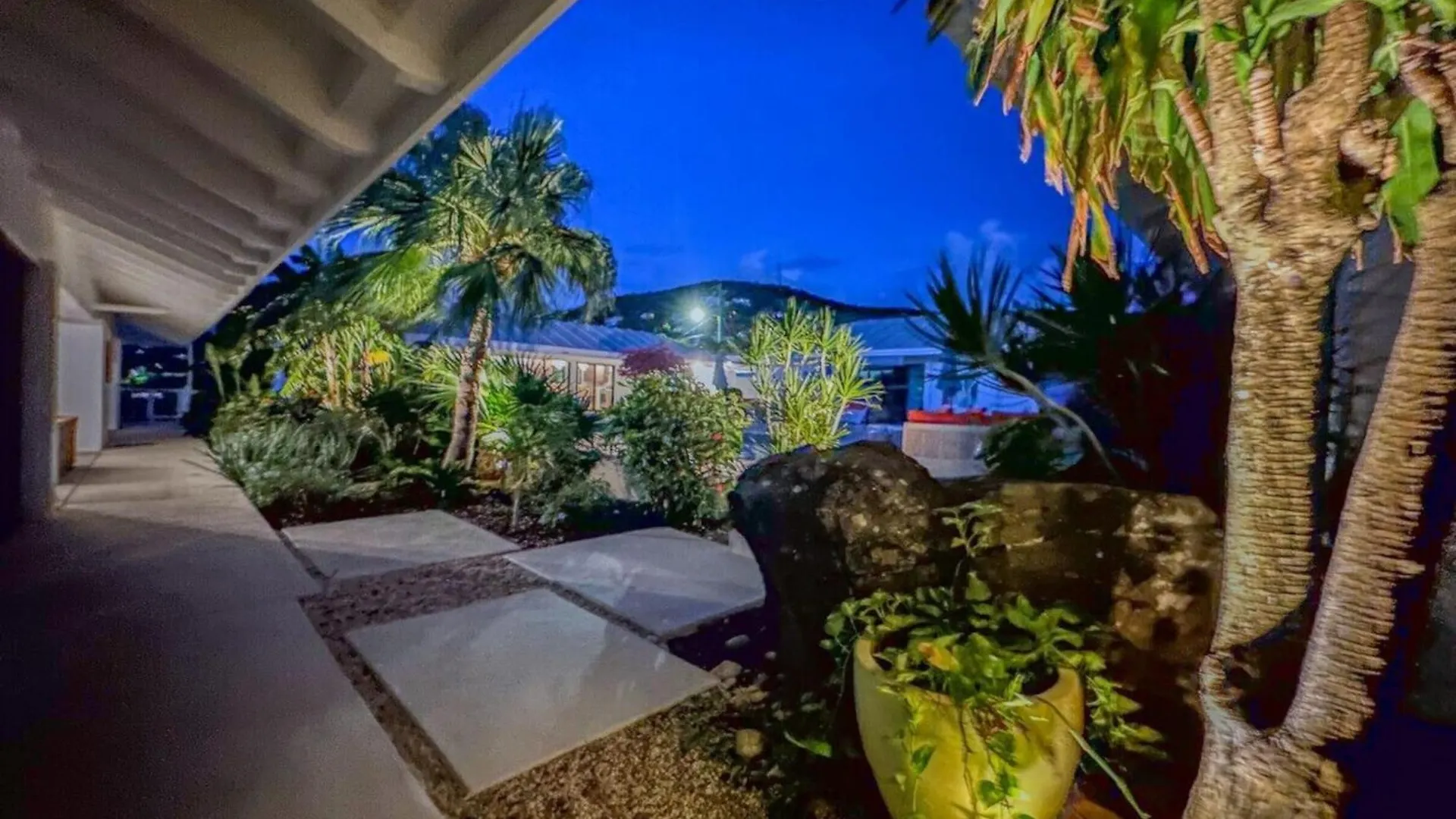 Royal Villa With A Huge Swimming Pool Cowell Battery United States Virgin Islands